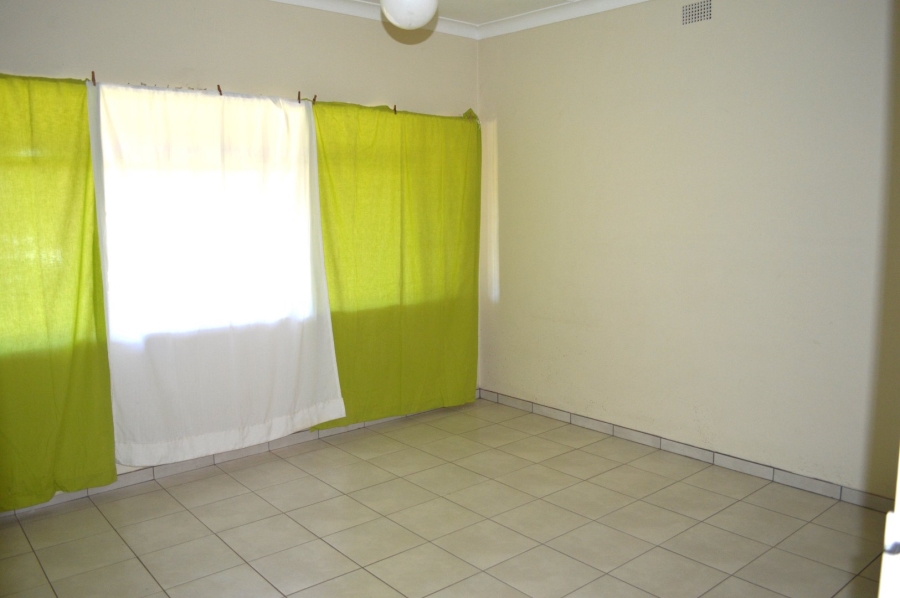 4 Bedroom Property for Sale in Roosheuwel North West